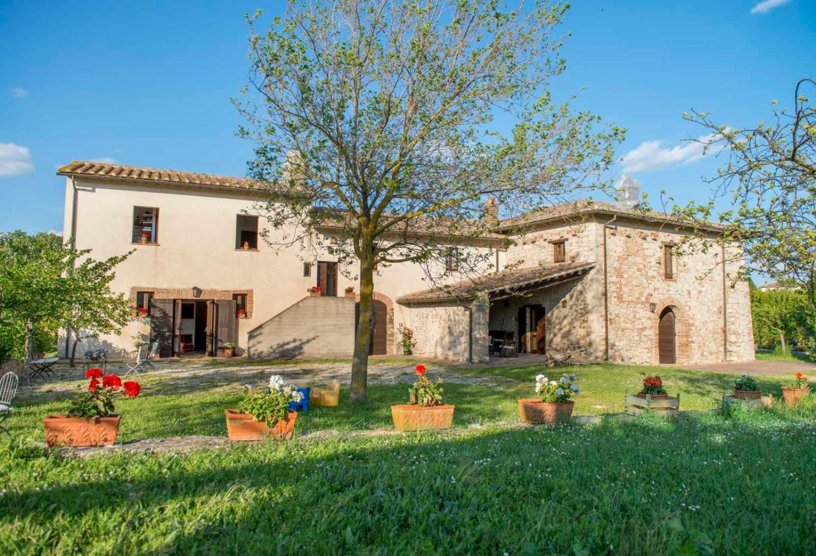 Agriturismo Piano Grande Avigliano Umbro Extérieur photo